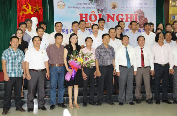 Bình[-]Định[-]-[-]Hà[-]Tĩnh[-]ký[-]kết[-]hợp[-]tác[-]phát[-]triển[-]du[-]lịch[-]